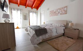 B&B La Genuina